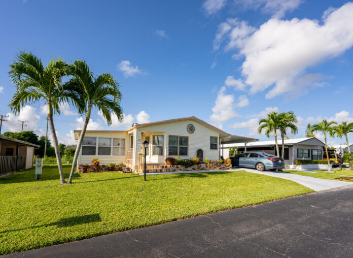 Why Manufactured Homes Are Outpacing Traditional Starter Homes in Today’s Market