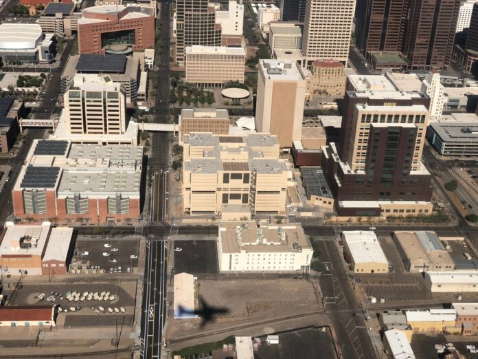 Phoenix Executive Housing Shortage Creates Investor Opportunity