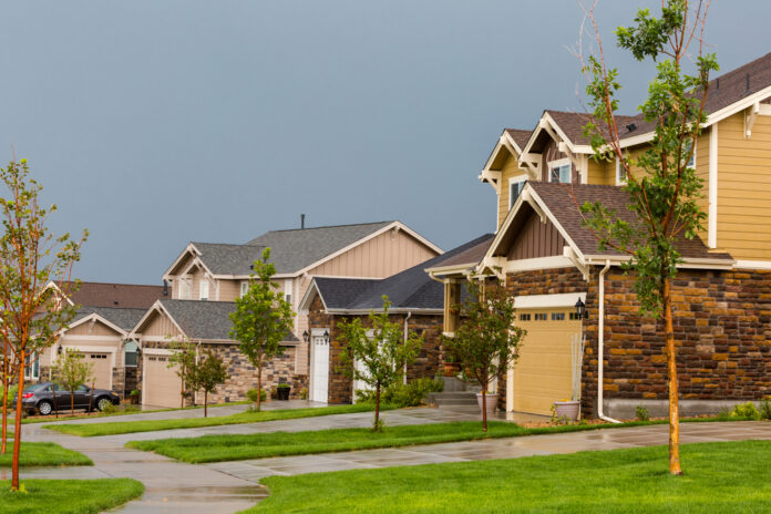 Santa Clarita Homes Are Sitting Longer – What’s Changed and What Buyers Should Do Now