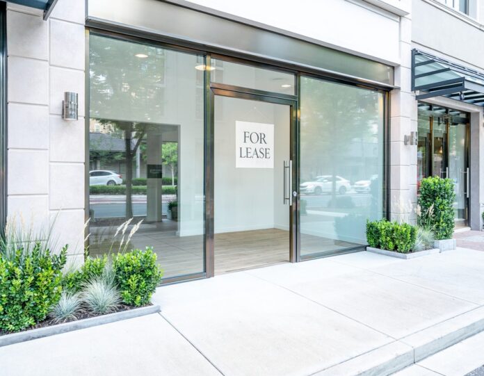 Firefly vacant commercial real estate property in a suburban upscale commercial area 476147